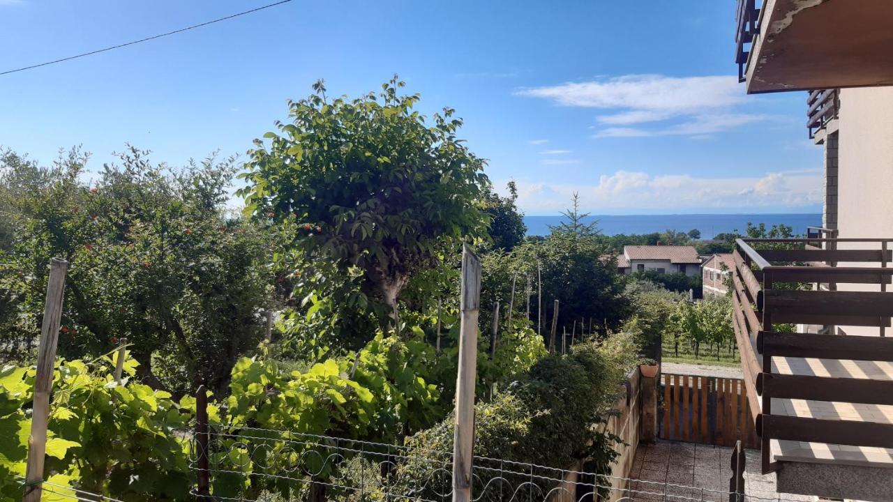 Apartma Tul Izola Esterno foto