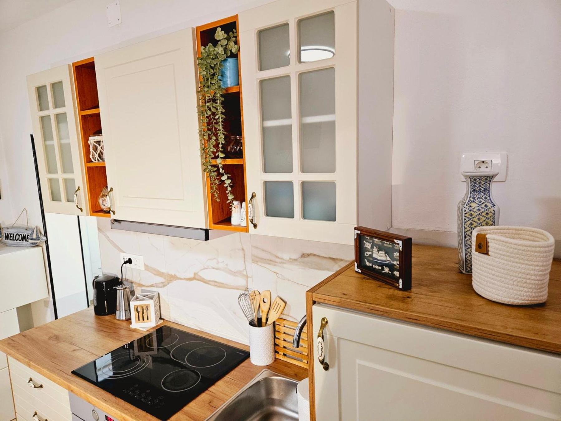 Apartma Tul Izola Esterno foto